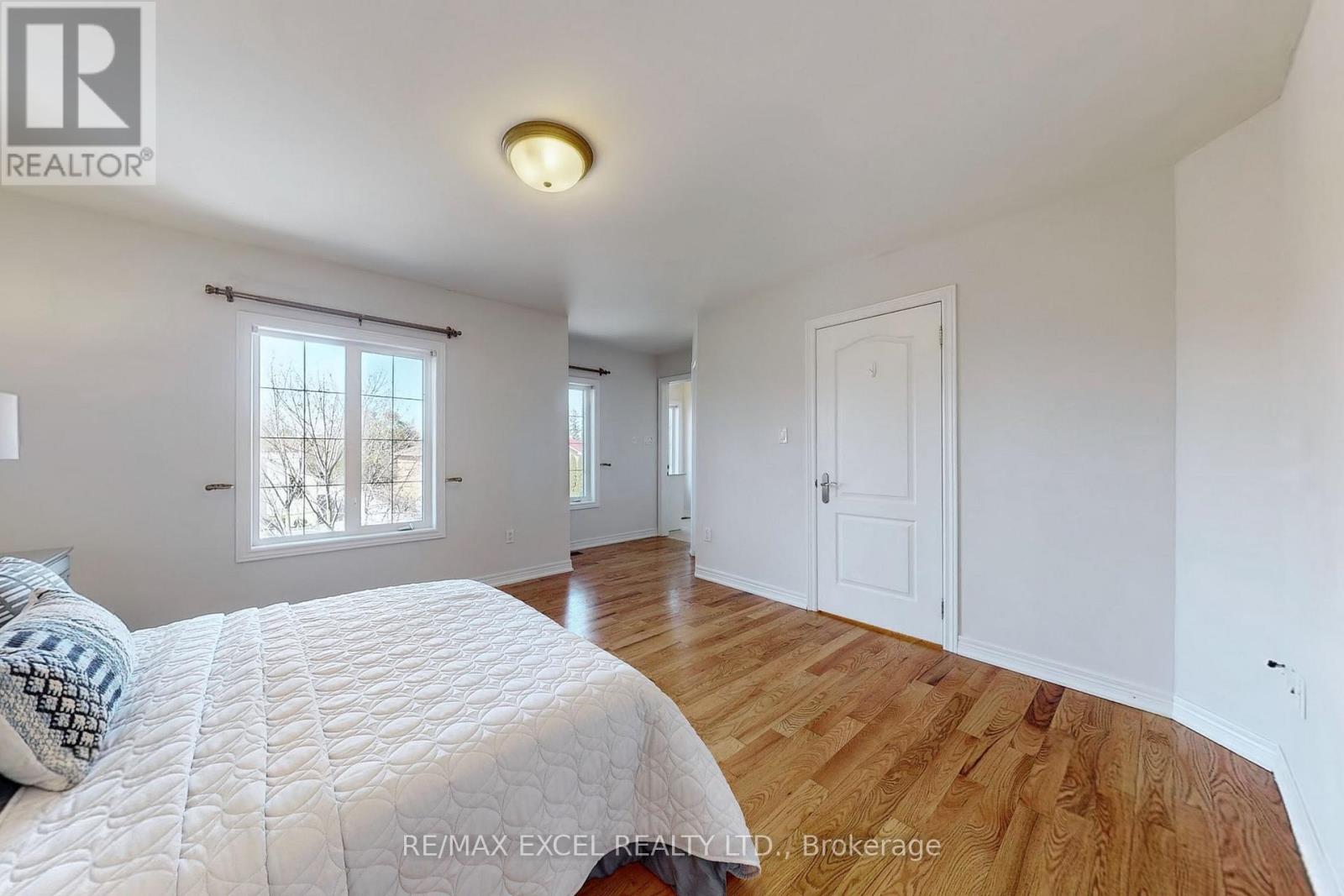 25 OAK AVENUE - 36