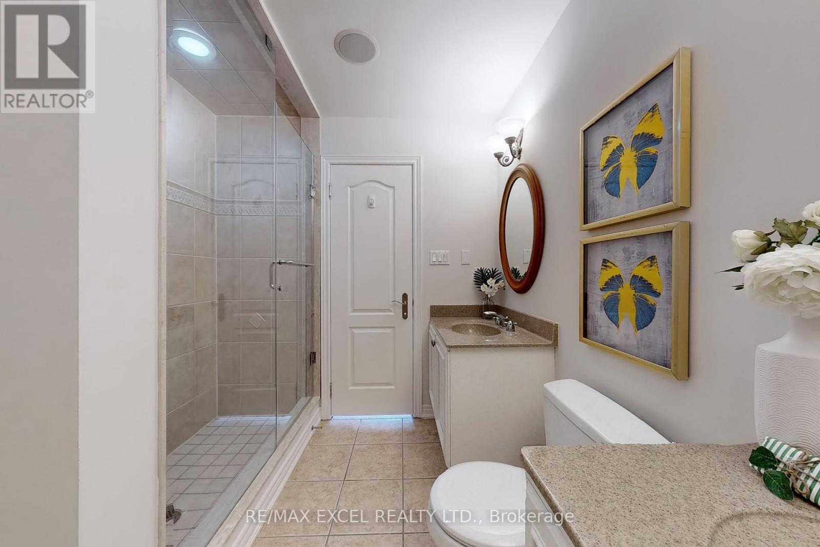 25 OAK AVENUE - 42