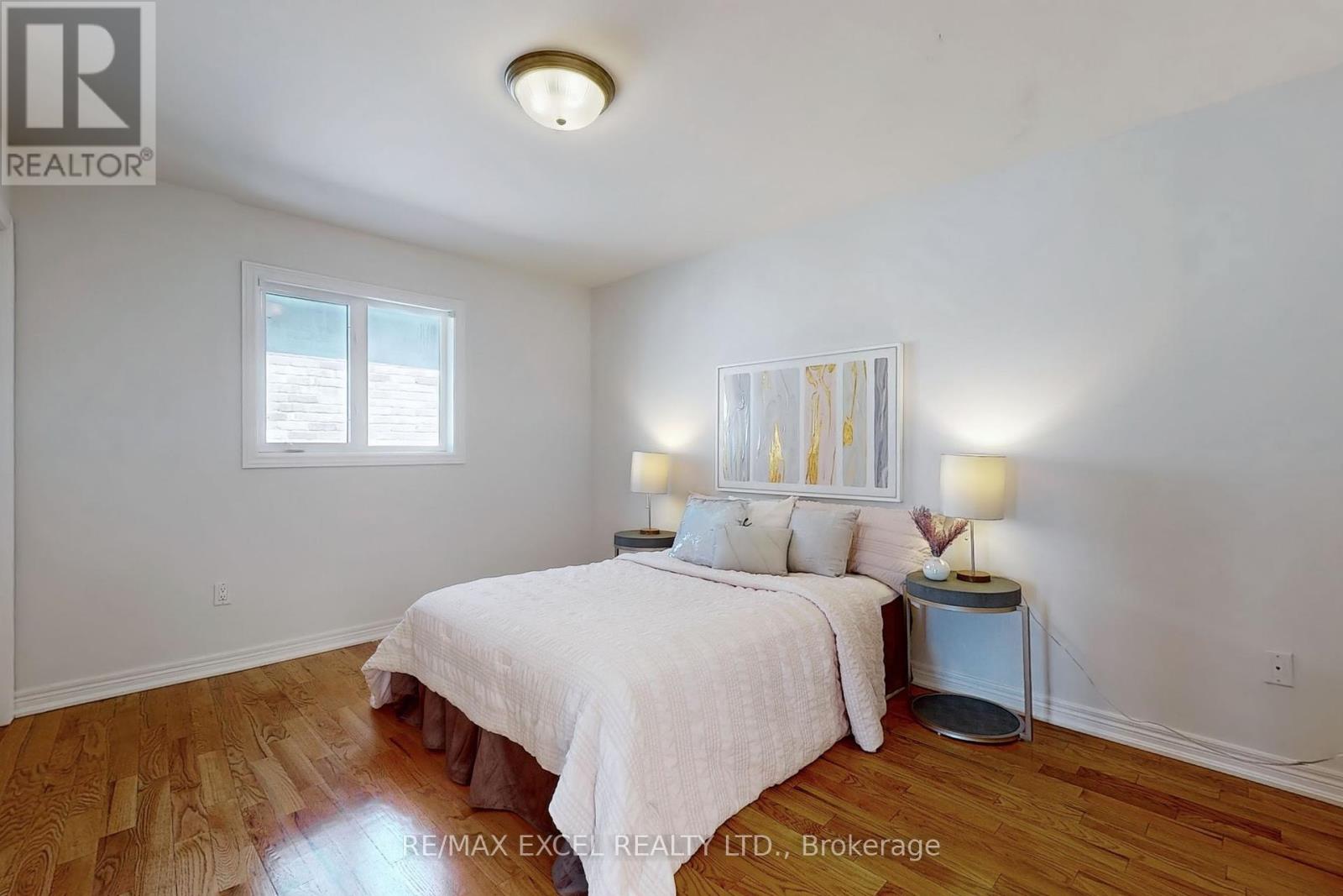 25 OAK AVENUE - 43