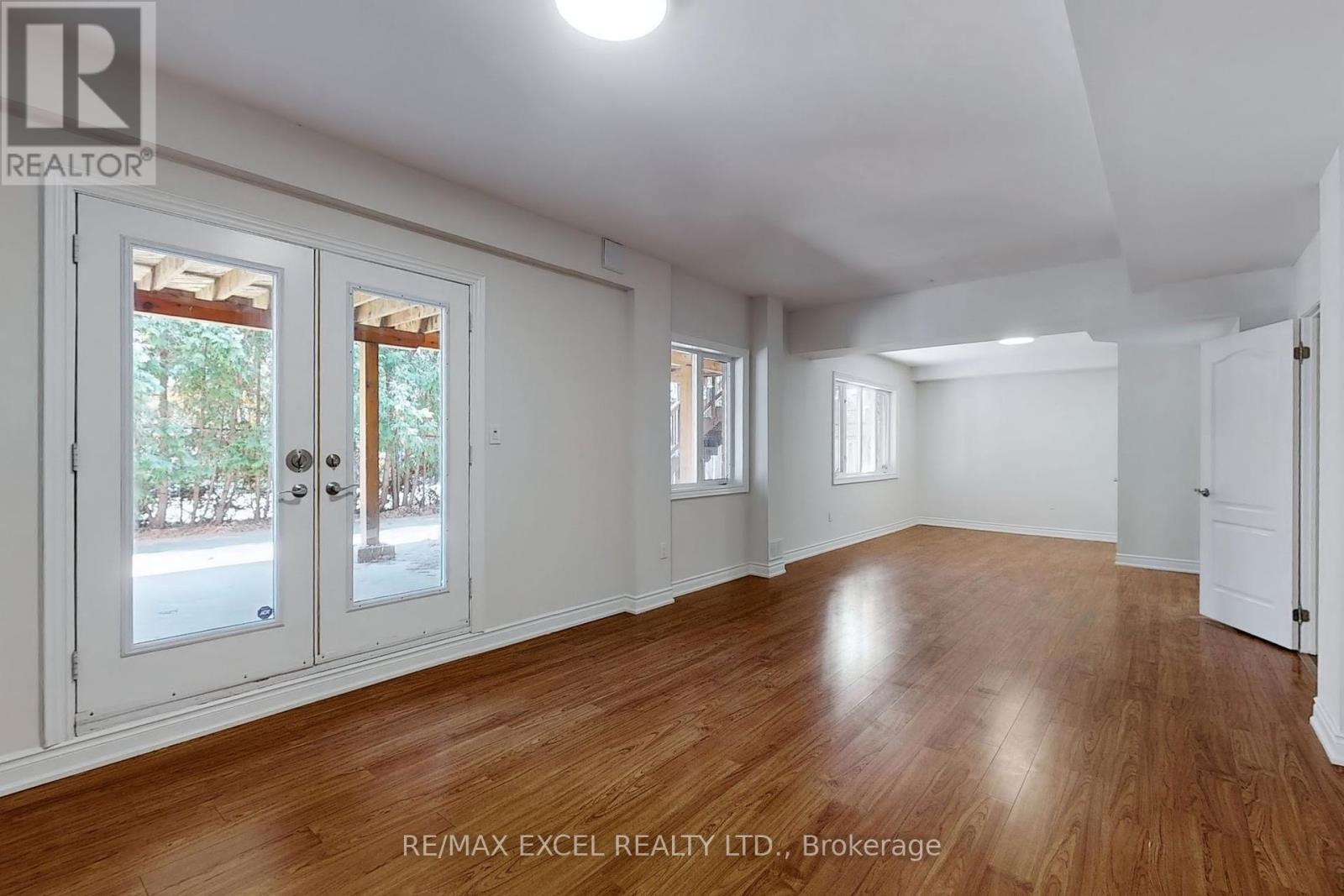 25 OAK AVENUE - 45