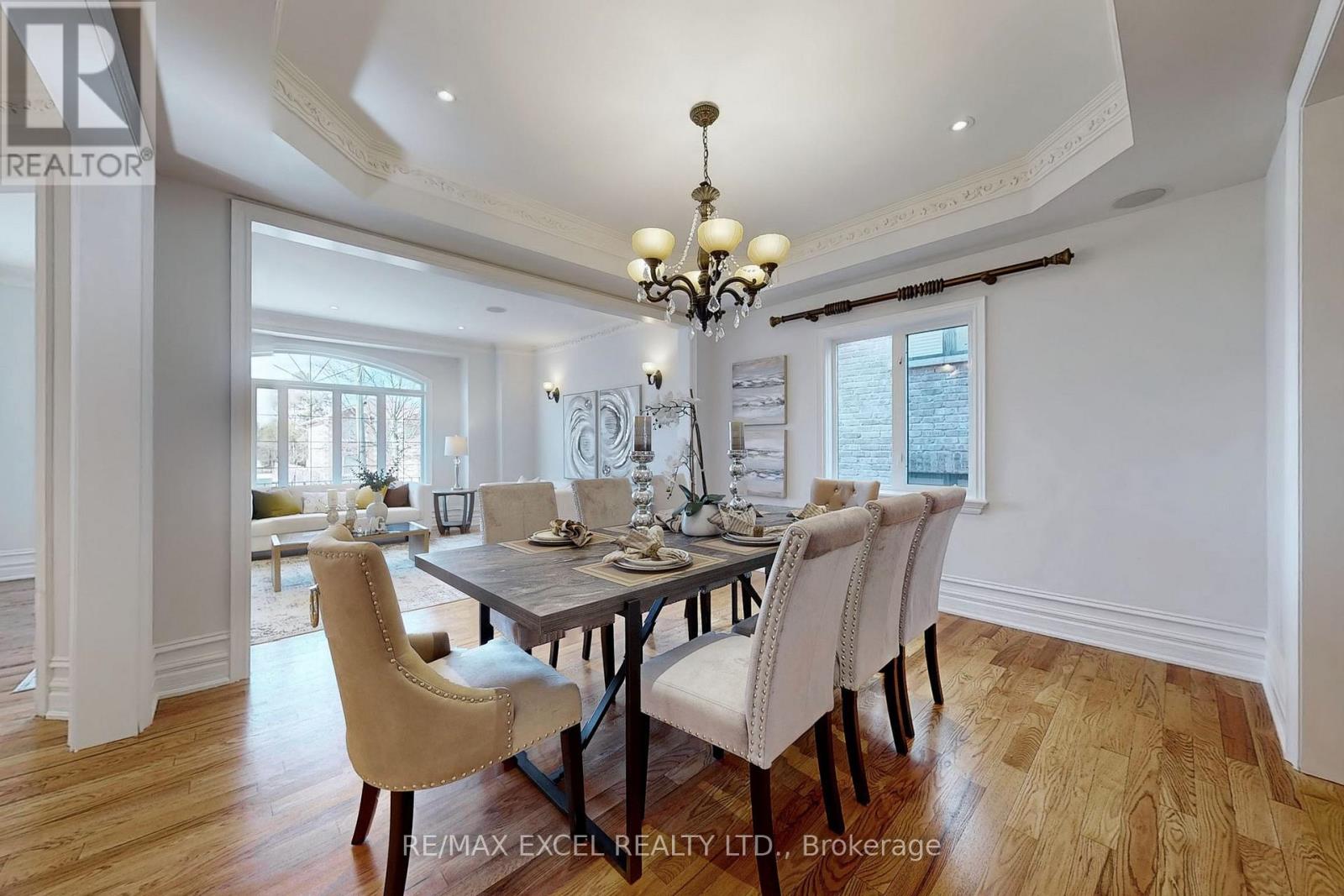 25 OAK AVENUE - 7