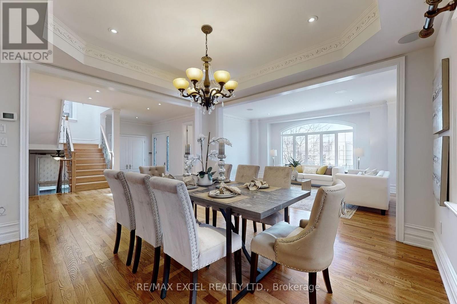 25 OAK AVENUE - 8