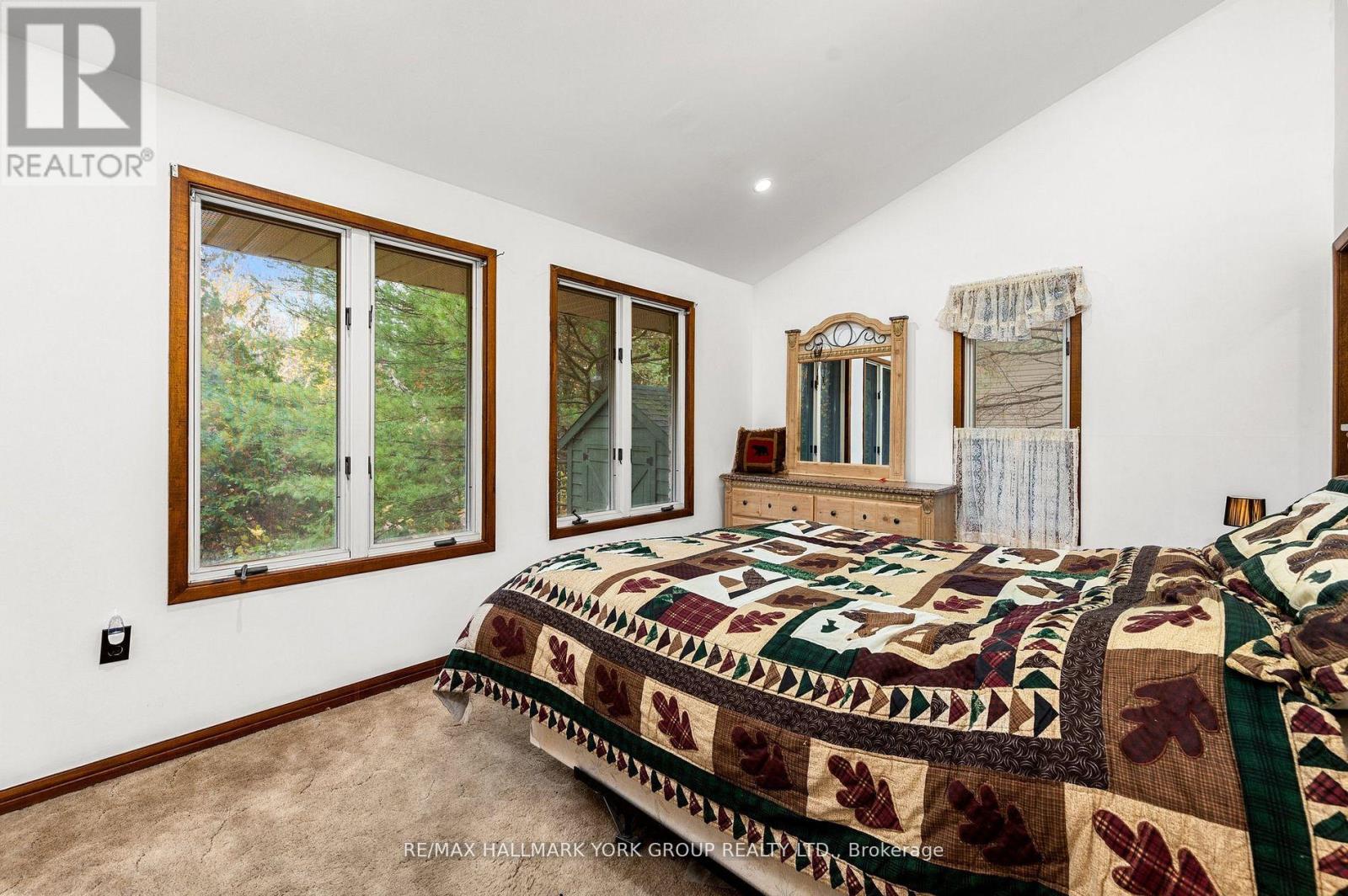 Photo 19 of 102 Albert Street, Kawartha Lakes ON