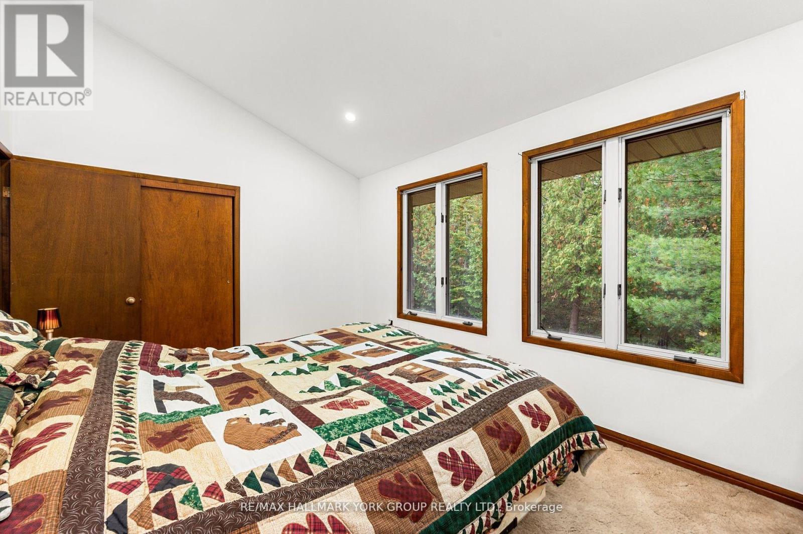 Photo 21 of 102 Albert Street, Kawartha Lakes ON