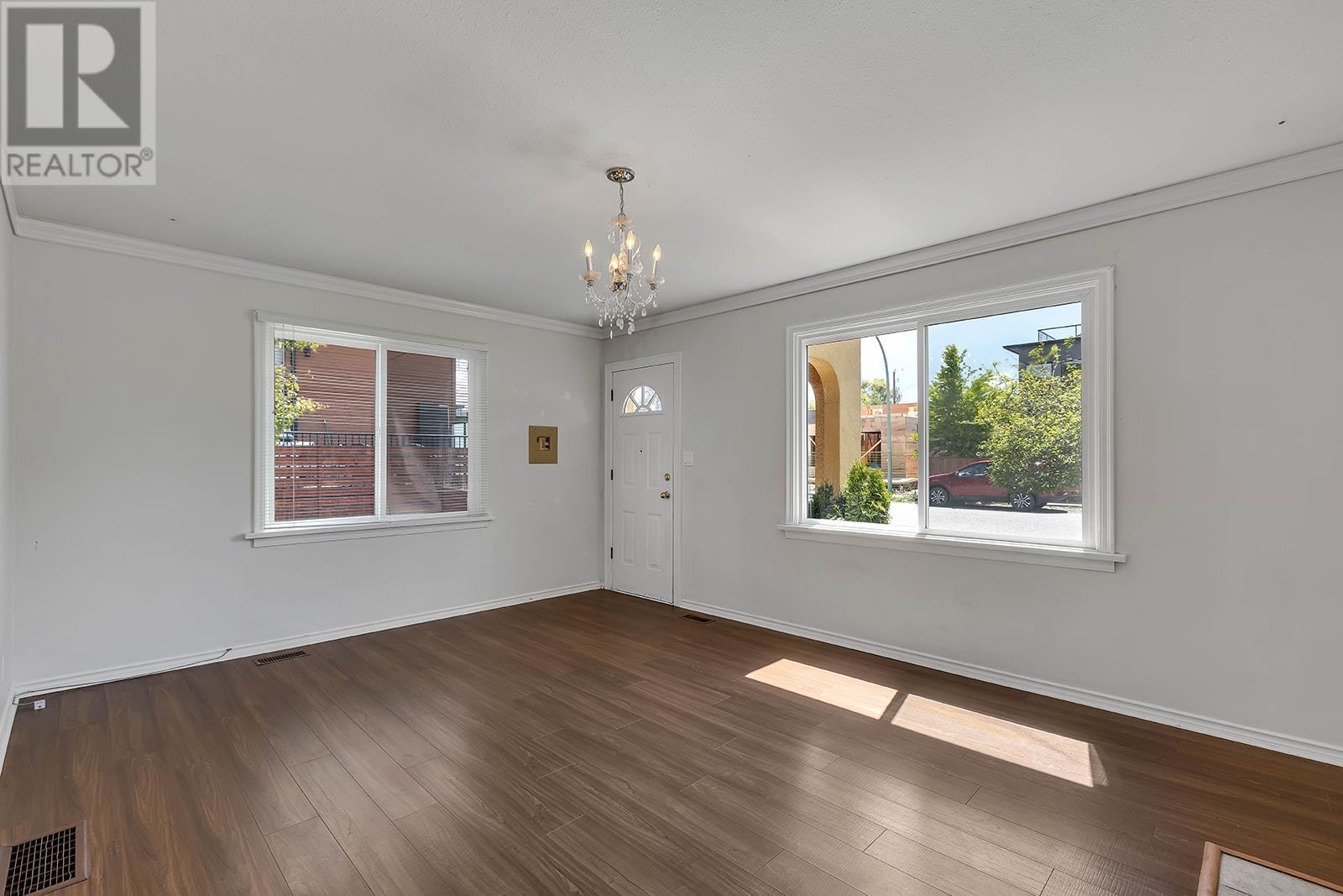  550 Patterson Avenue, Kelowna