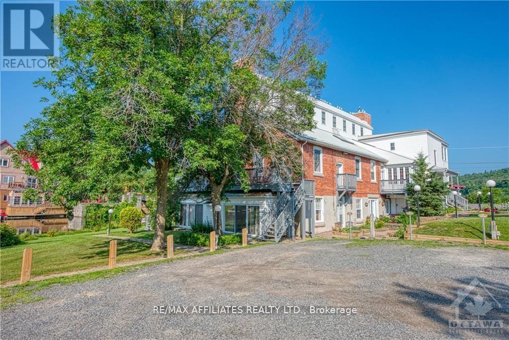 Photo 14 of 1 19 Main Street, Westport ON