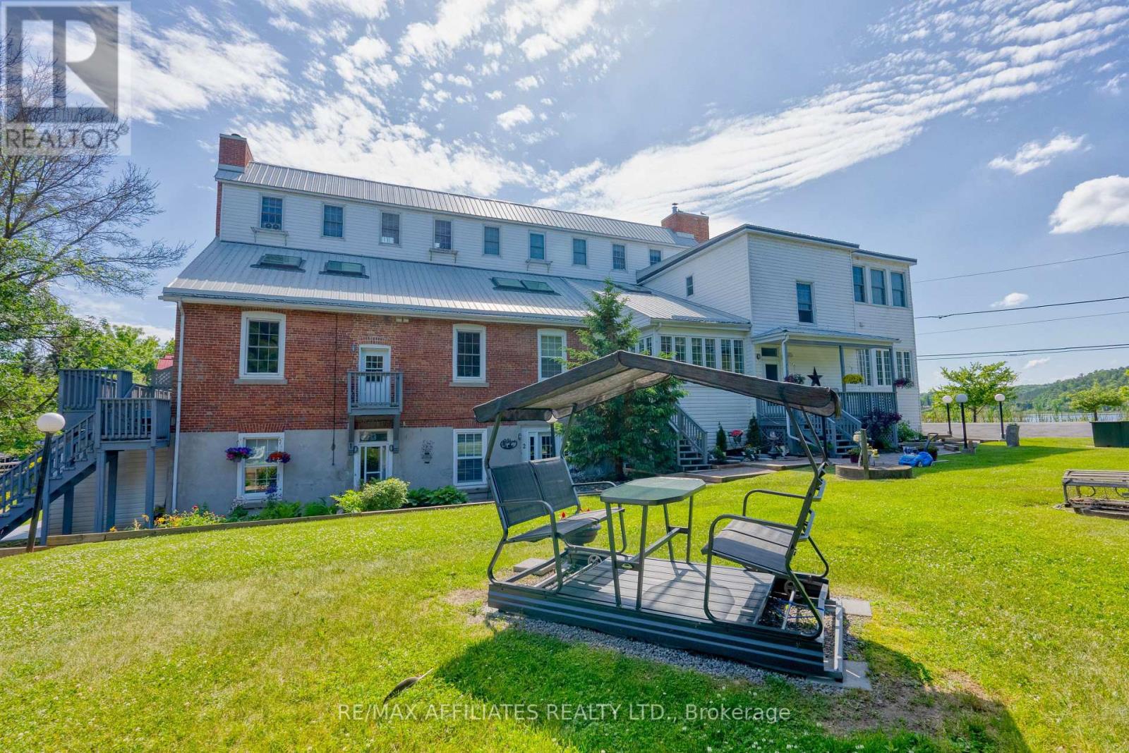 Photo 9 of 1 19 Main Street, Westport ON