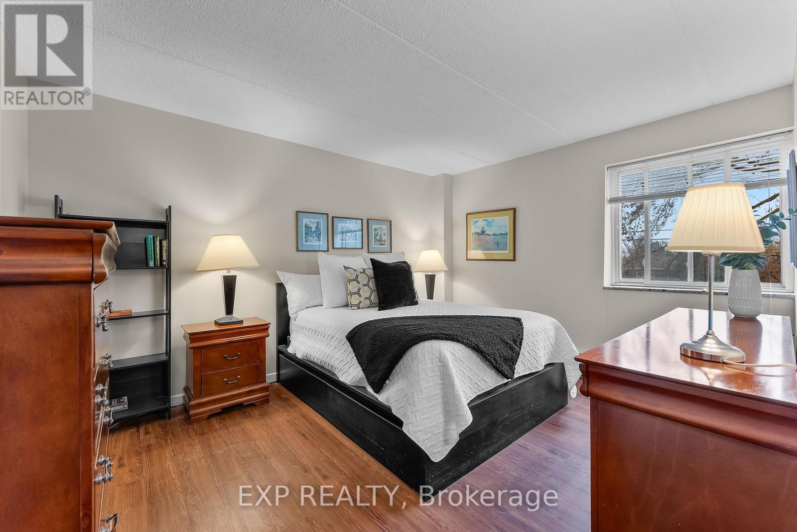 Photo 12 of 222 196 Scott Street, St Catharines ON
