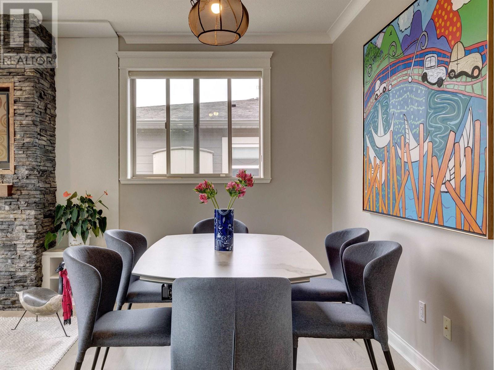 6338 BAILLIE ROAD, Sechelt
