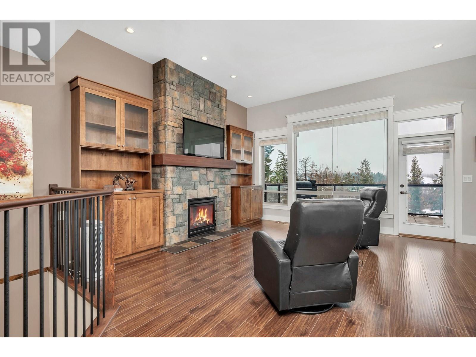 3888 Salmon River Road, Falkland