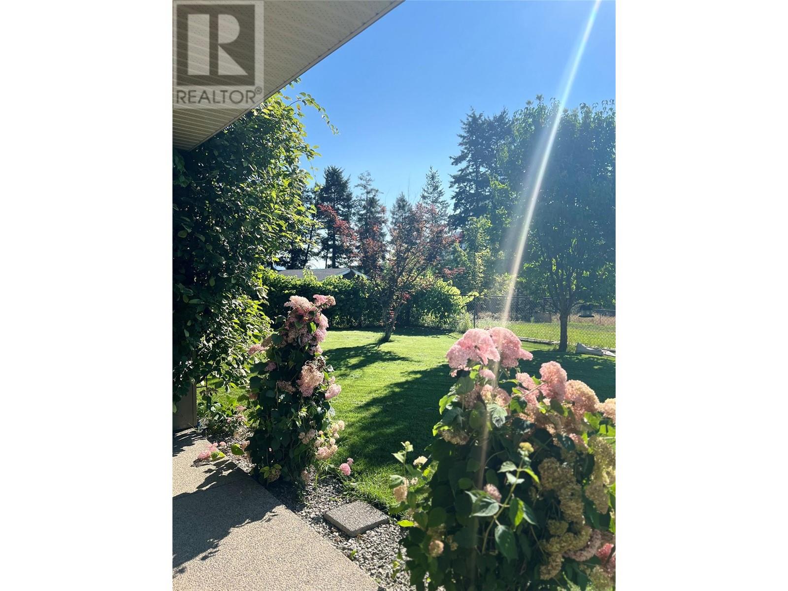 3888 Salmon River Road, Falkland