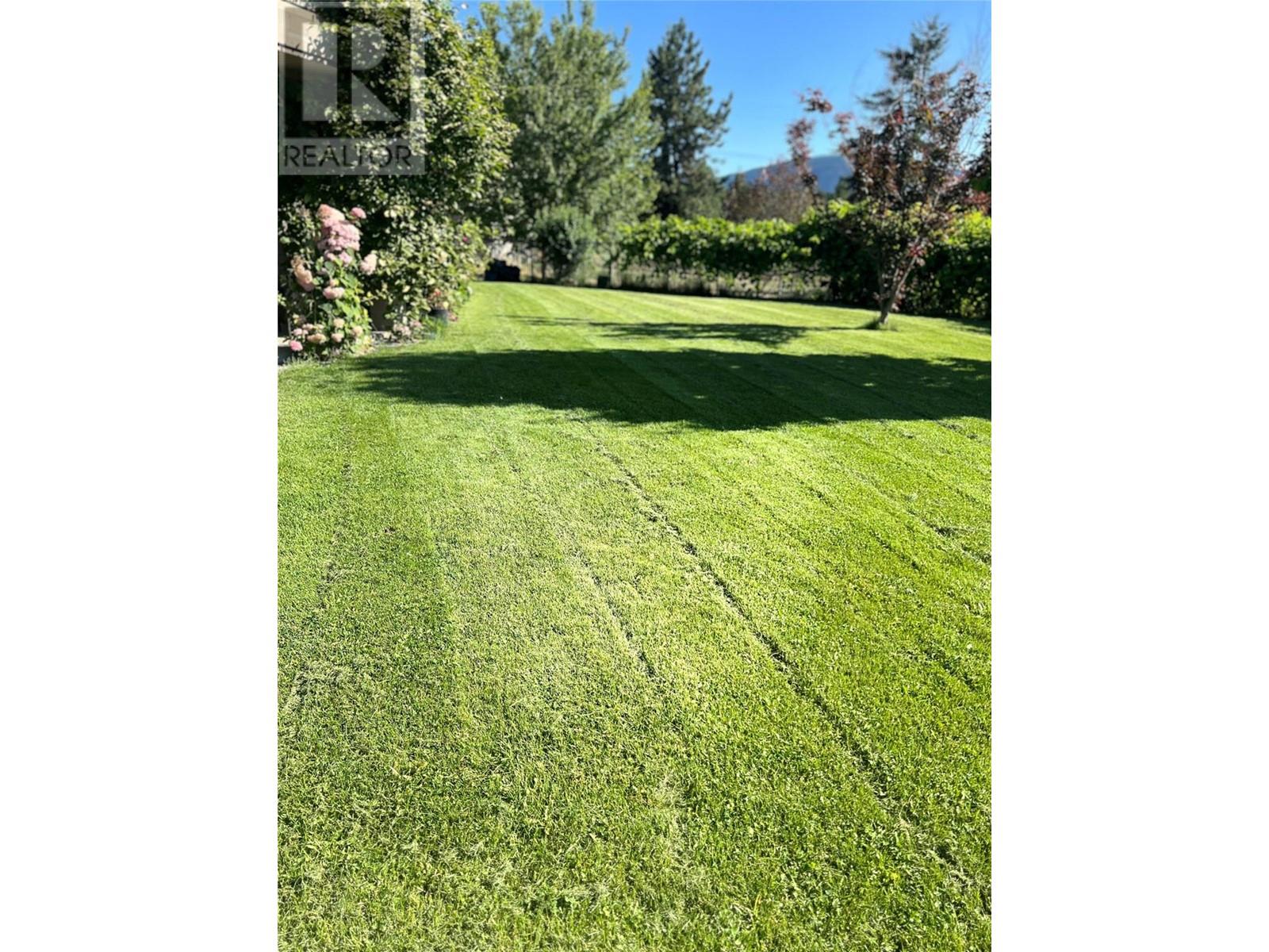 3888 Salmon River Road, Falkland