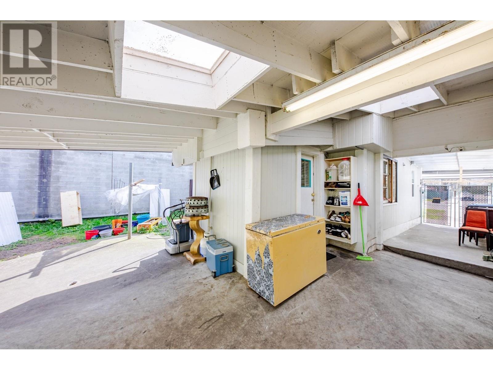 2617 KINGSWAY AVENUE, Port Coquitlam real estate listing R2991814