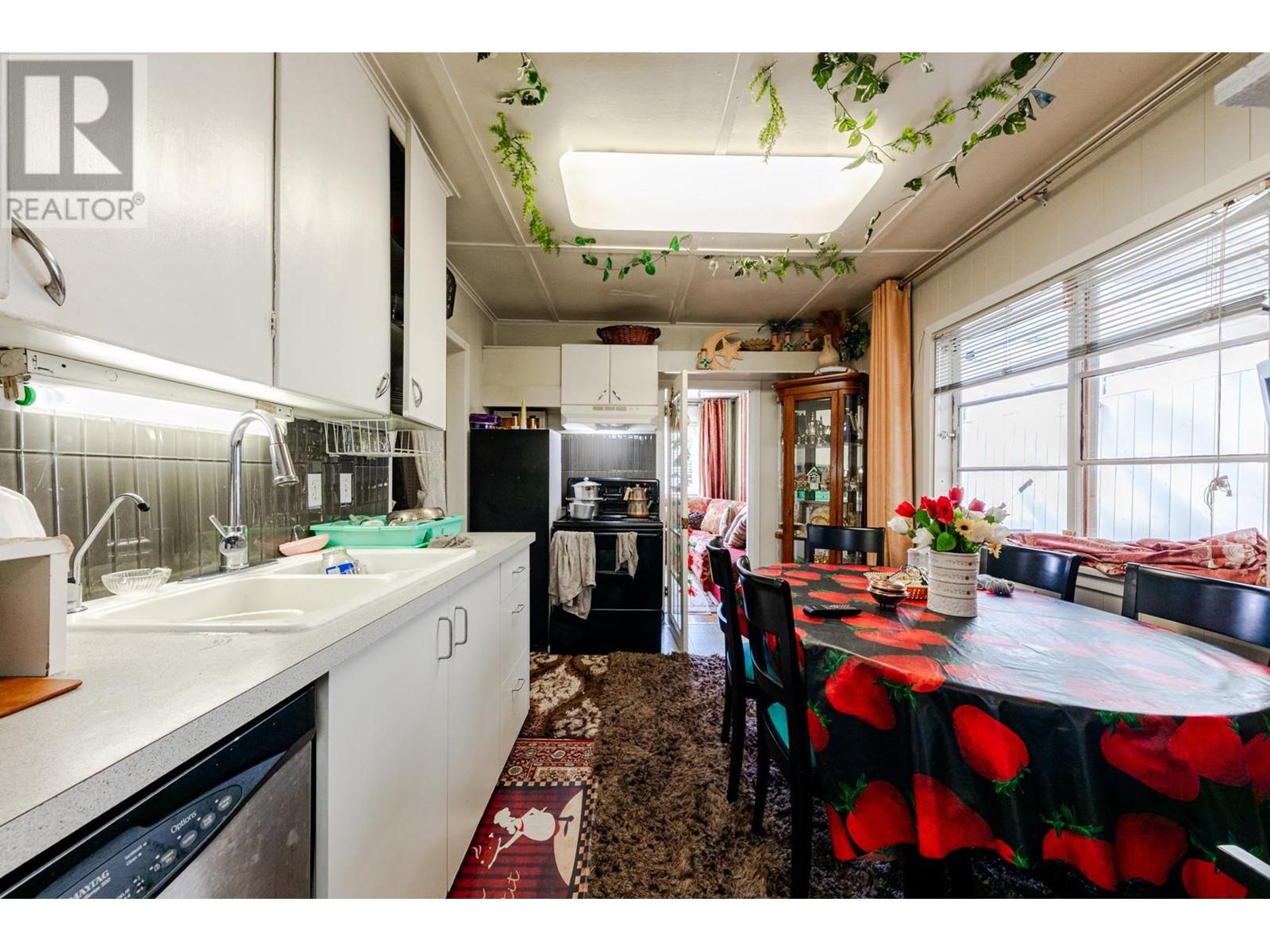2617 KINGSWAY AVENUE, Port Coquitlam real estate listing R2991814