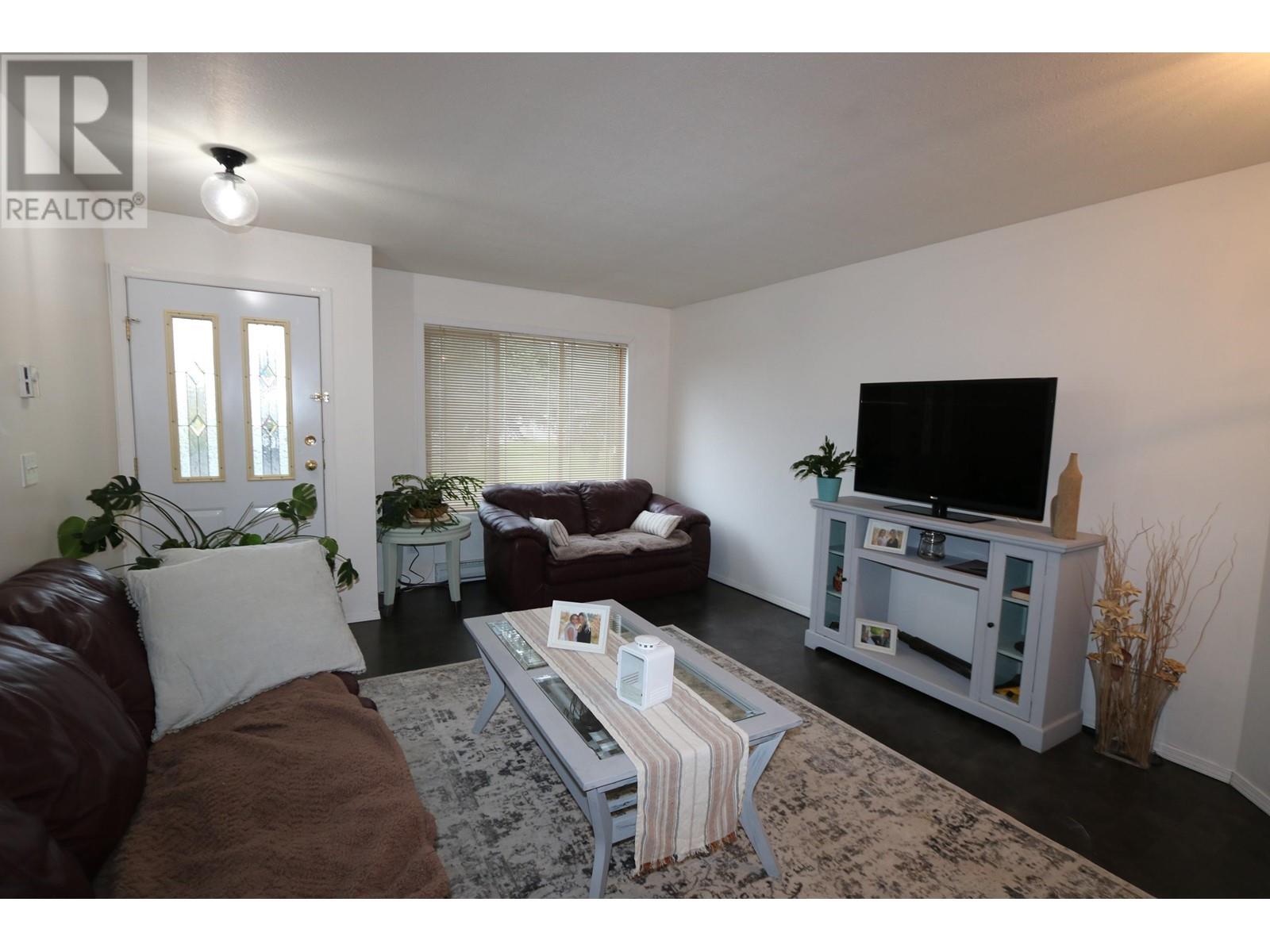 1245 ABBOTT DRIVE - 19