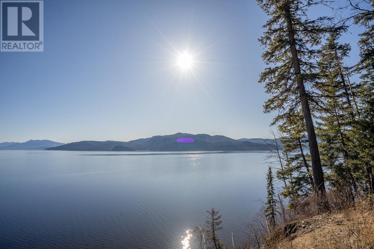 7460 RUFFELL ROAD, Canim Lake