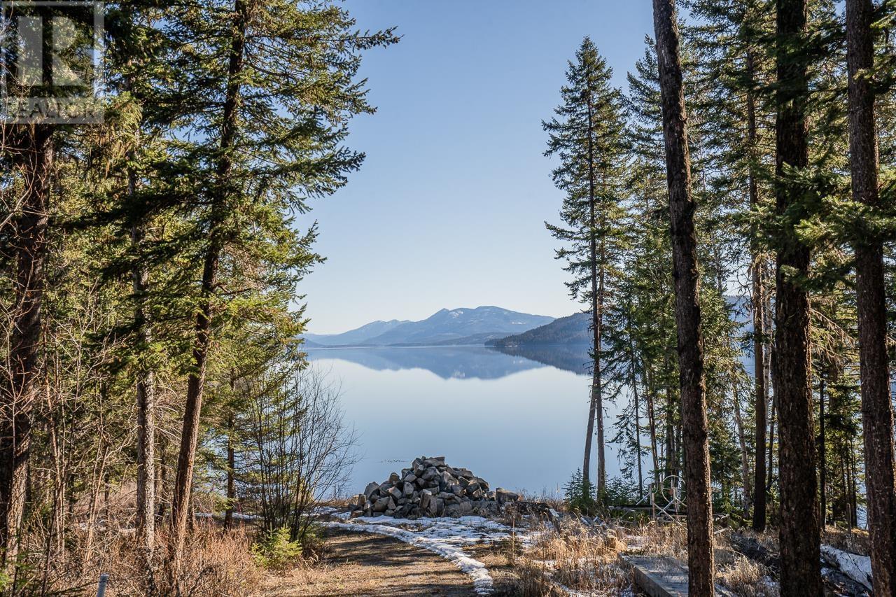 7460 RUFFELL ROAD, Canim Lake