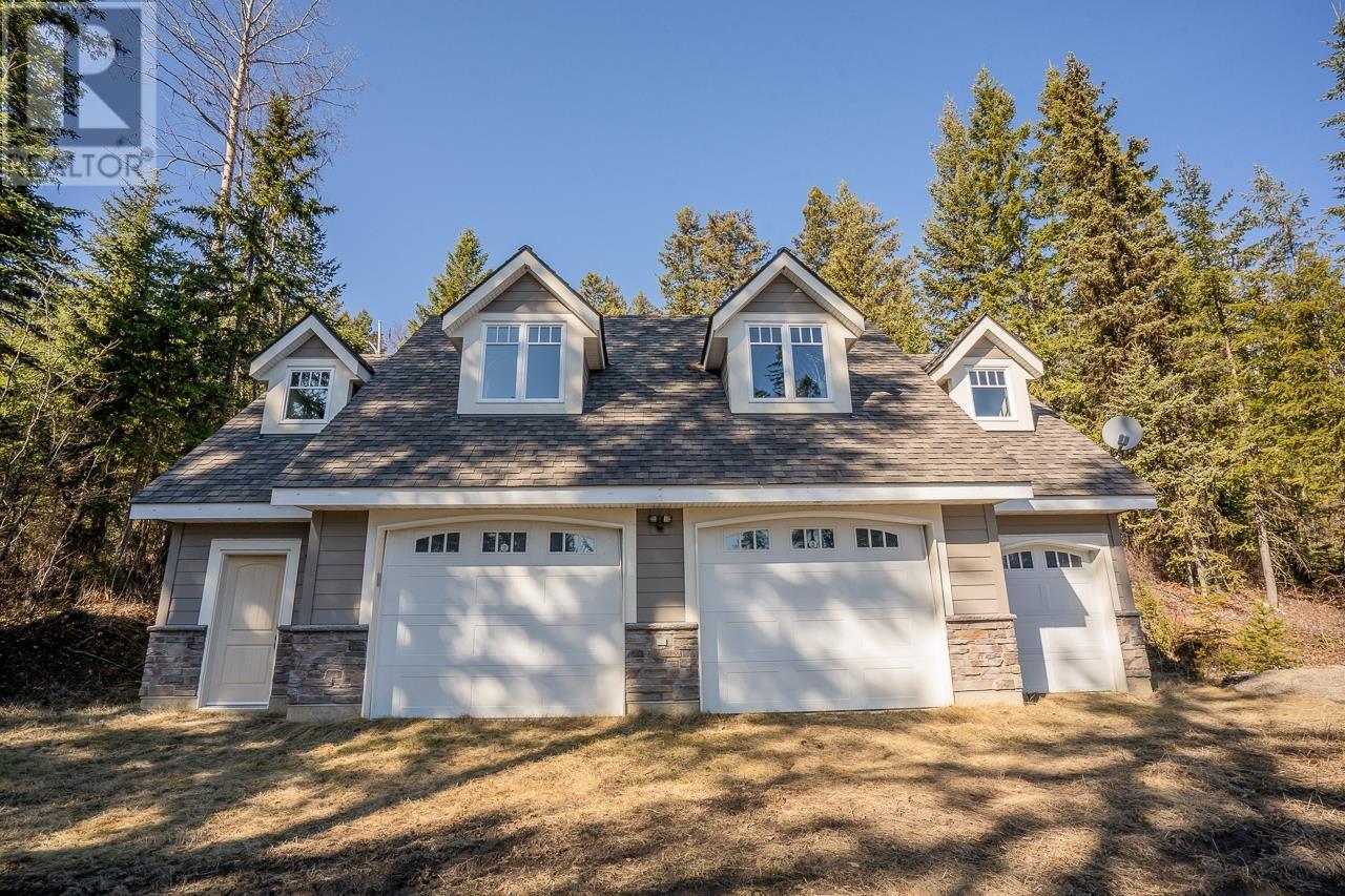7460 RUFFELL ROAD, Canim Lake