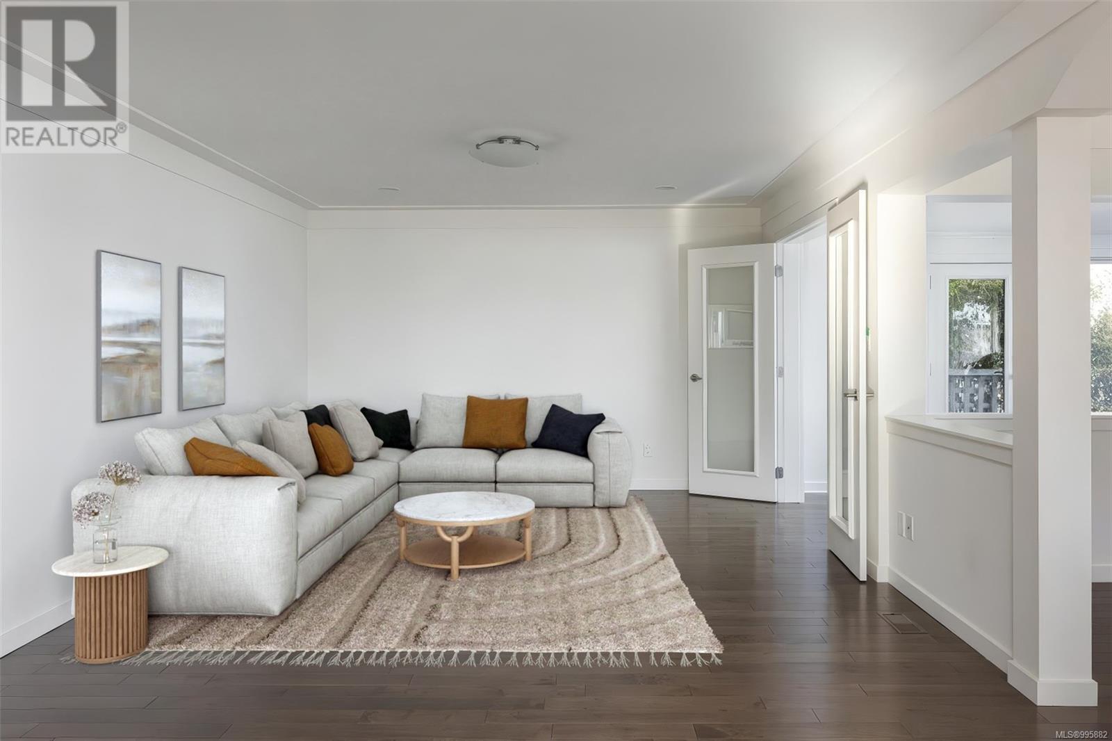 Photo 11 of 2532 Esplanade, Oak Bay BC