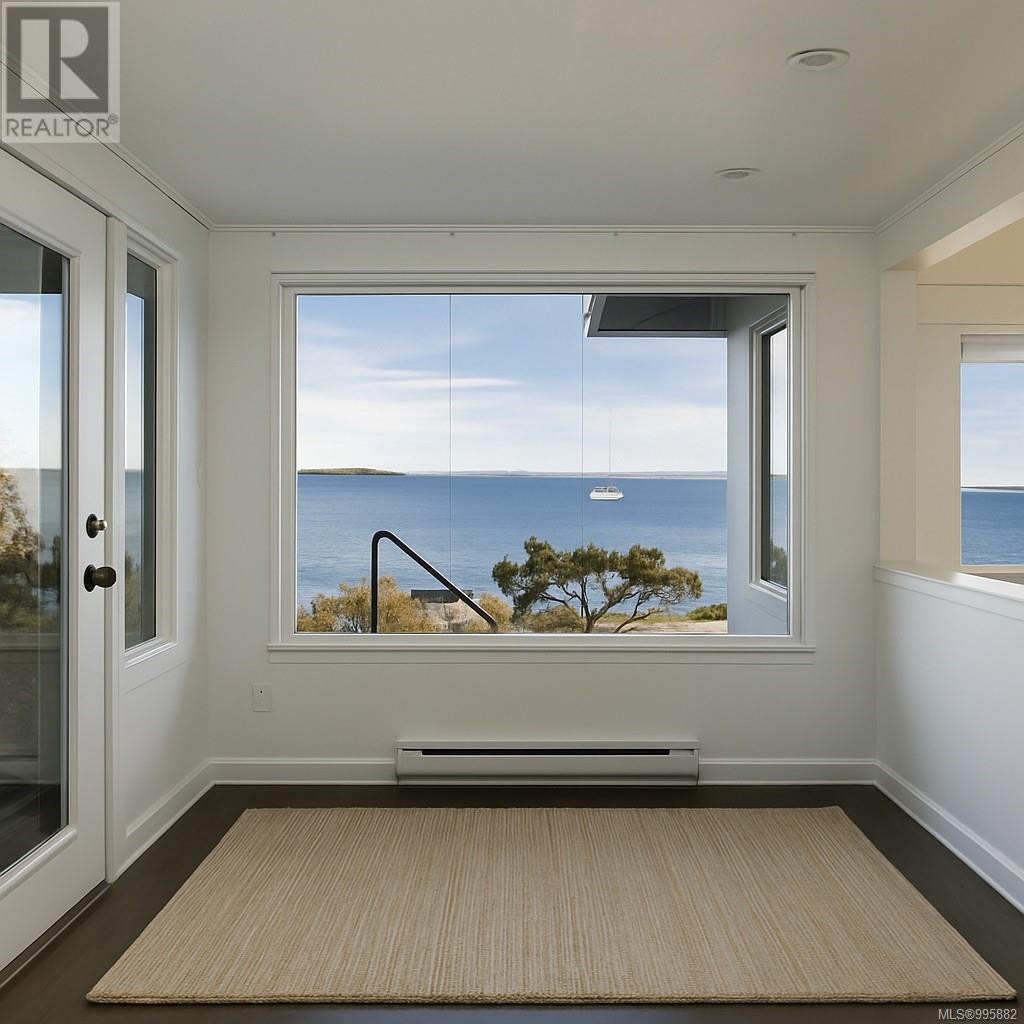 Photo 12 of 2532 Esplanade, Oak Bay BC