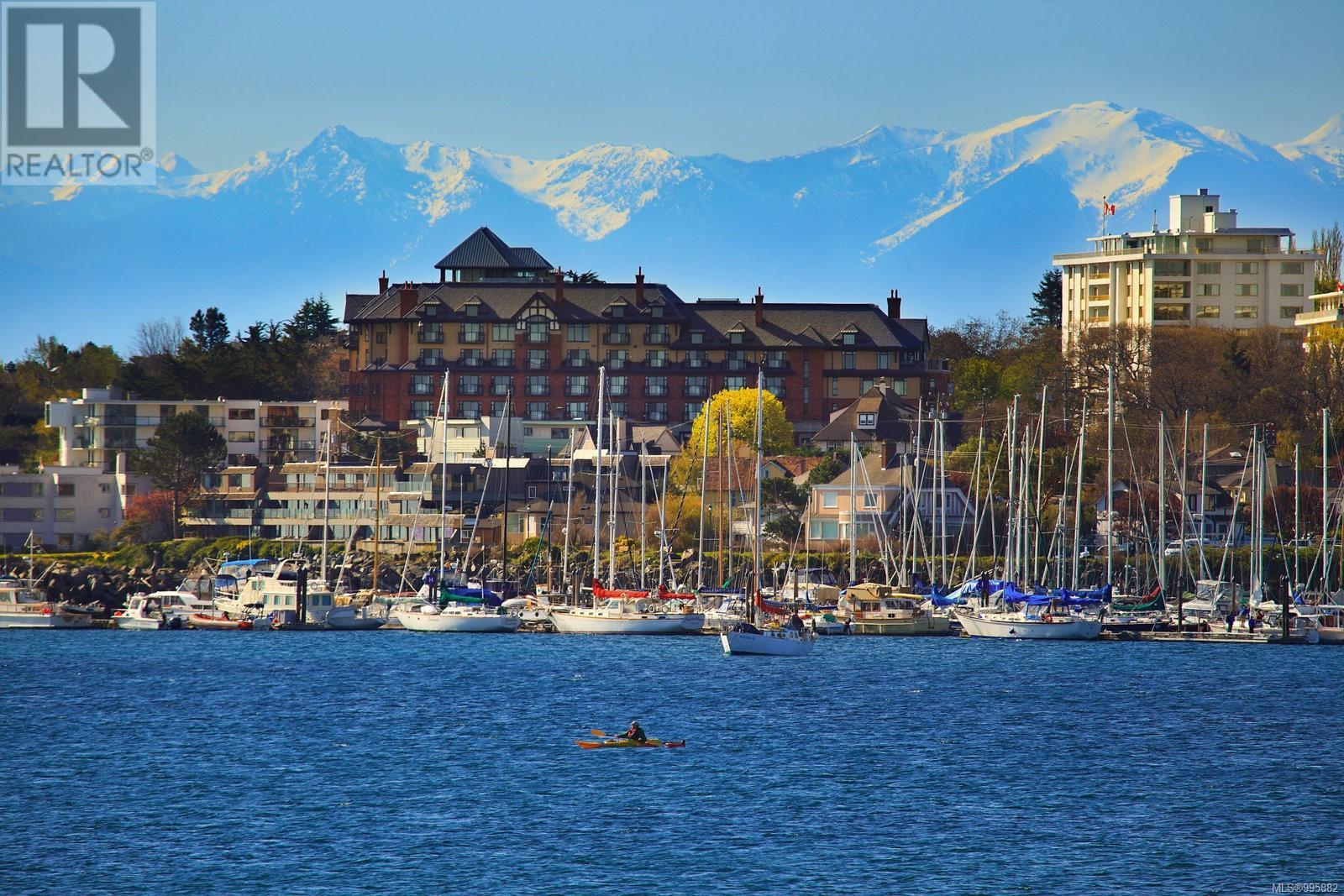 Photo 29 of 2532 Esplanade, Oak Bay BC