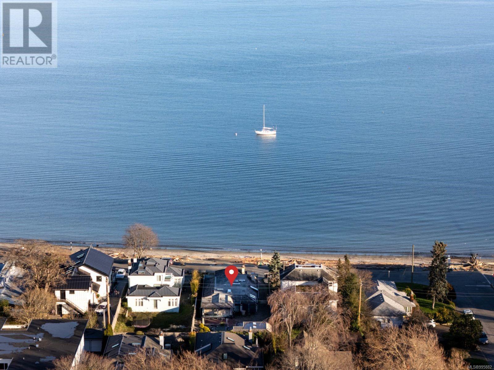 Photo 6 of 2532 Esplanade, Oak Bay BC