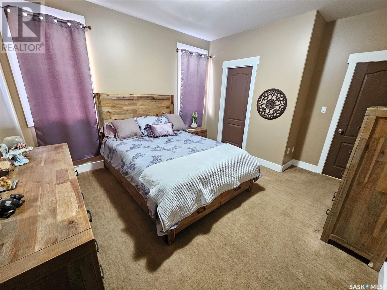 Photo 13 of 21 Arlington Avenue, Moose Jaw SK