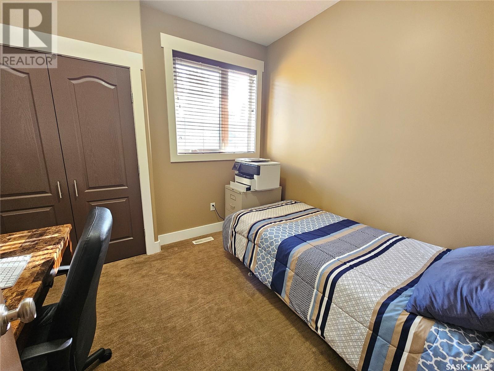 Photo 17 of 21 Arlington Avenue, Moose Jaw SK
