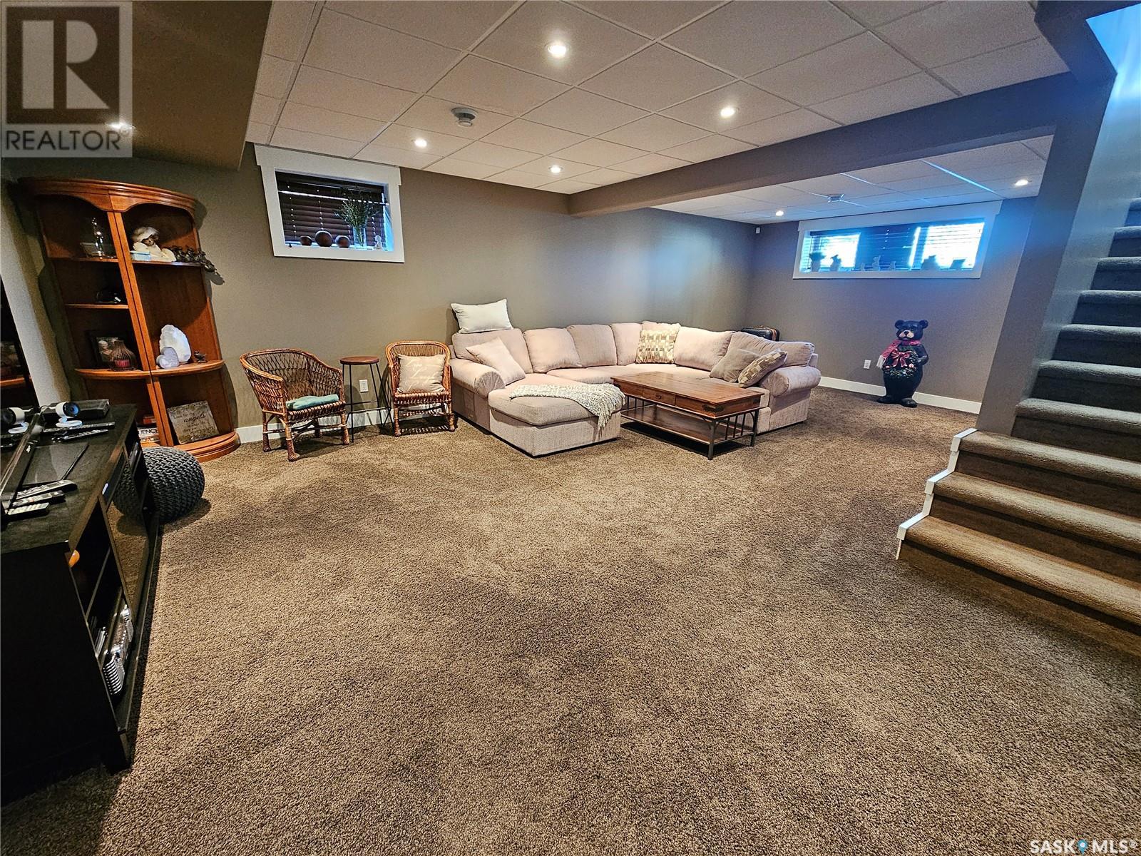 Photo 18 of 21 Arlington Avenue, Moose Jaw SK