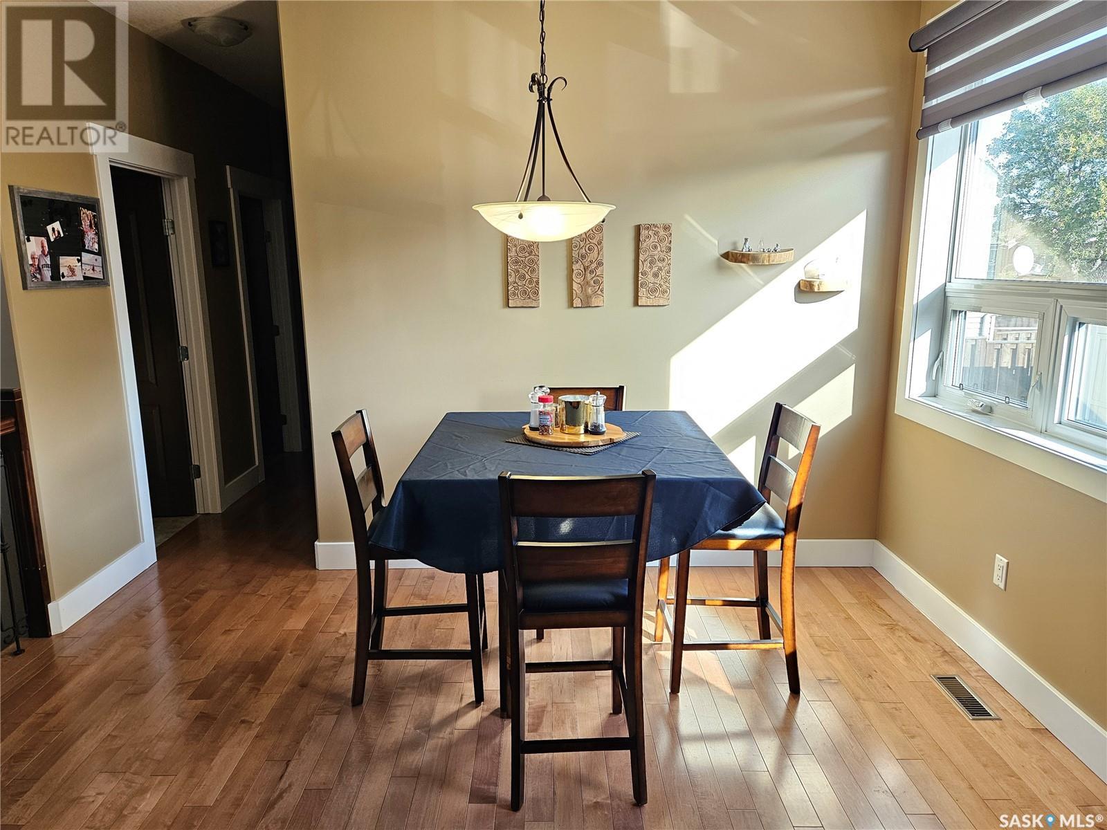 Photo 7 of 21 Arlington Avenue, Moose Jaw SK