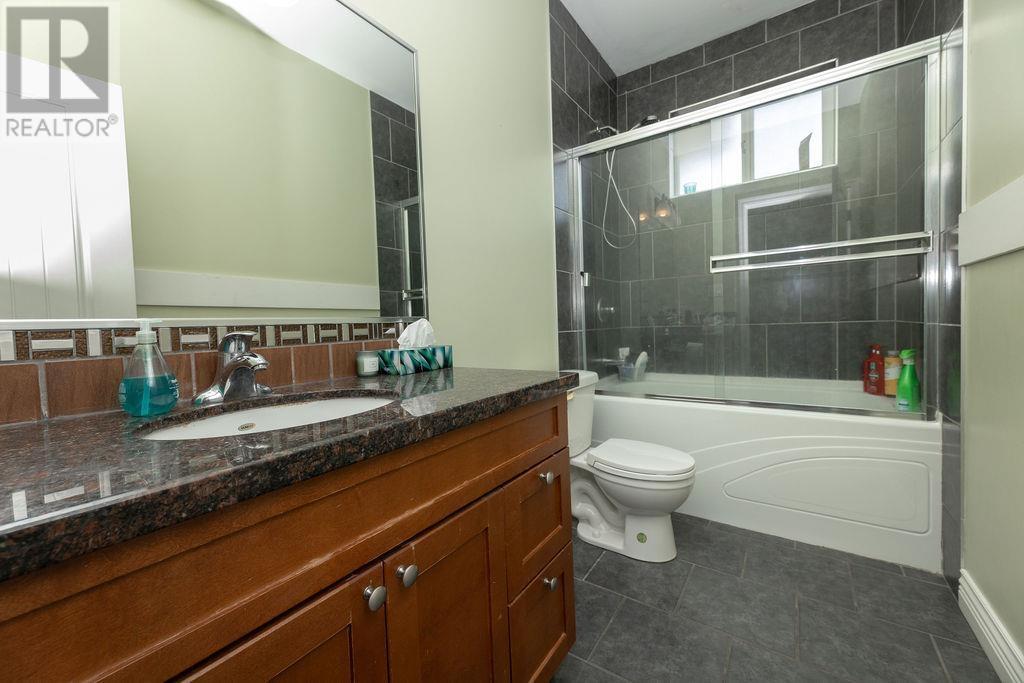787 NORTH ROAD, Gibsons
