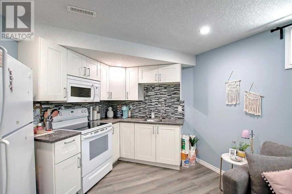 Single Family House for Sale in  COVENTRY HILLS Way Coventry Hills Calgary 