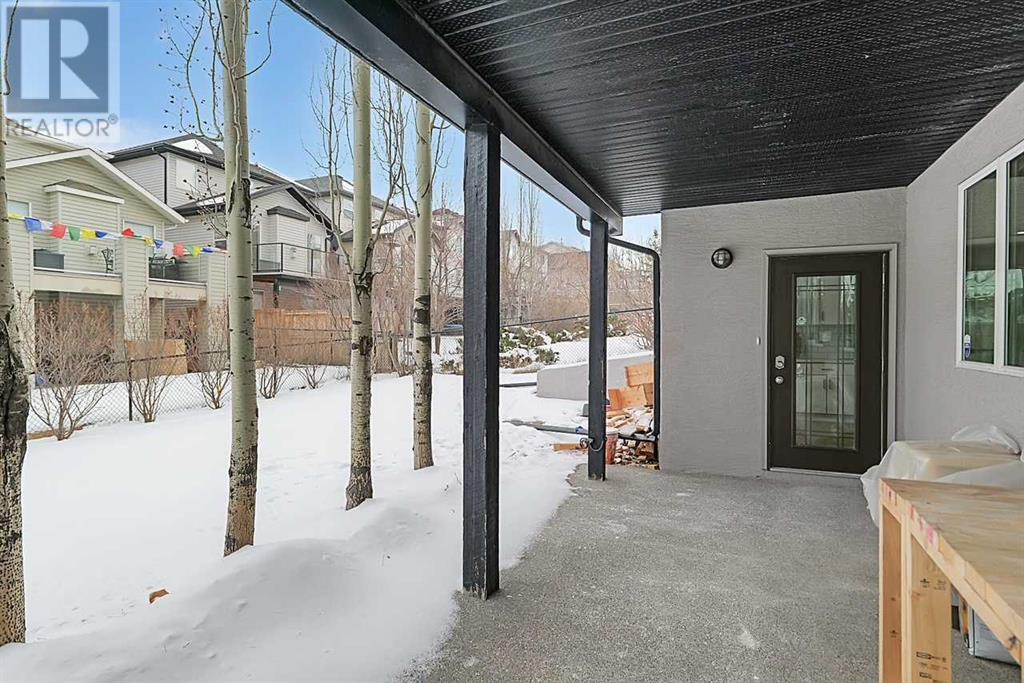 Single Family House for Sale in  Royal Ridge Rise NW Royal Oak Calgary 