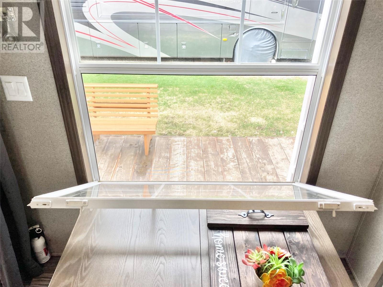 #50 321 COPPER AVENUE N - 12