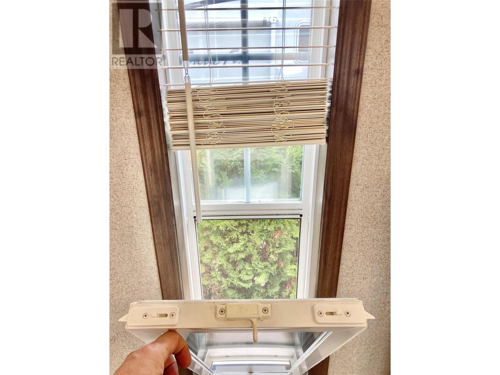 #50 321 COPPER AVENUE N - 17