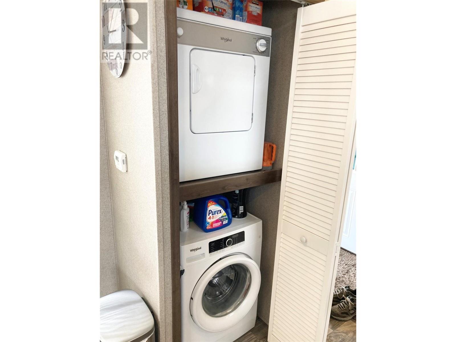 #50 321 COPPER AVENUE N - 18