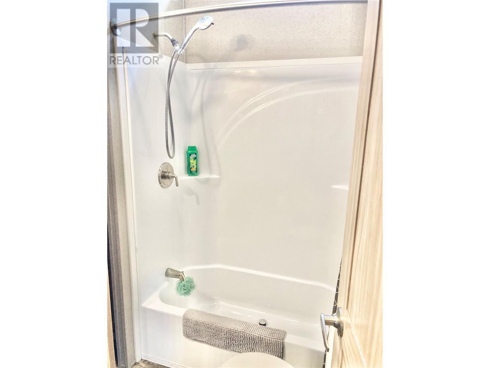 #50 321 COPPER AVENUE N - 20