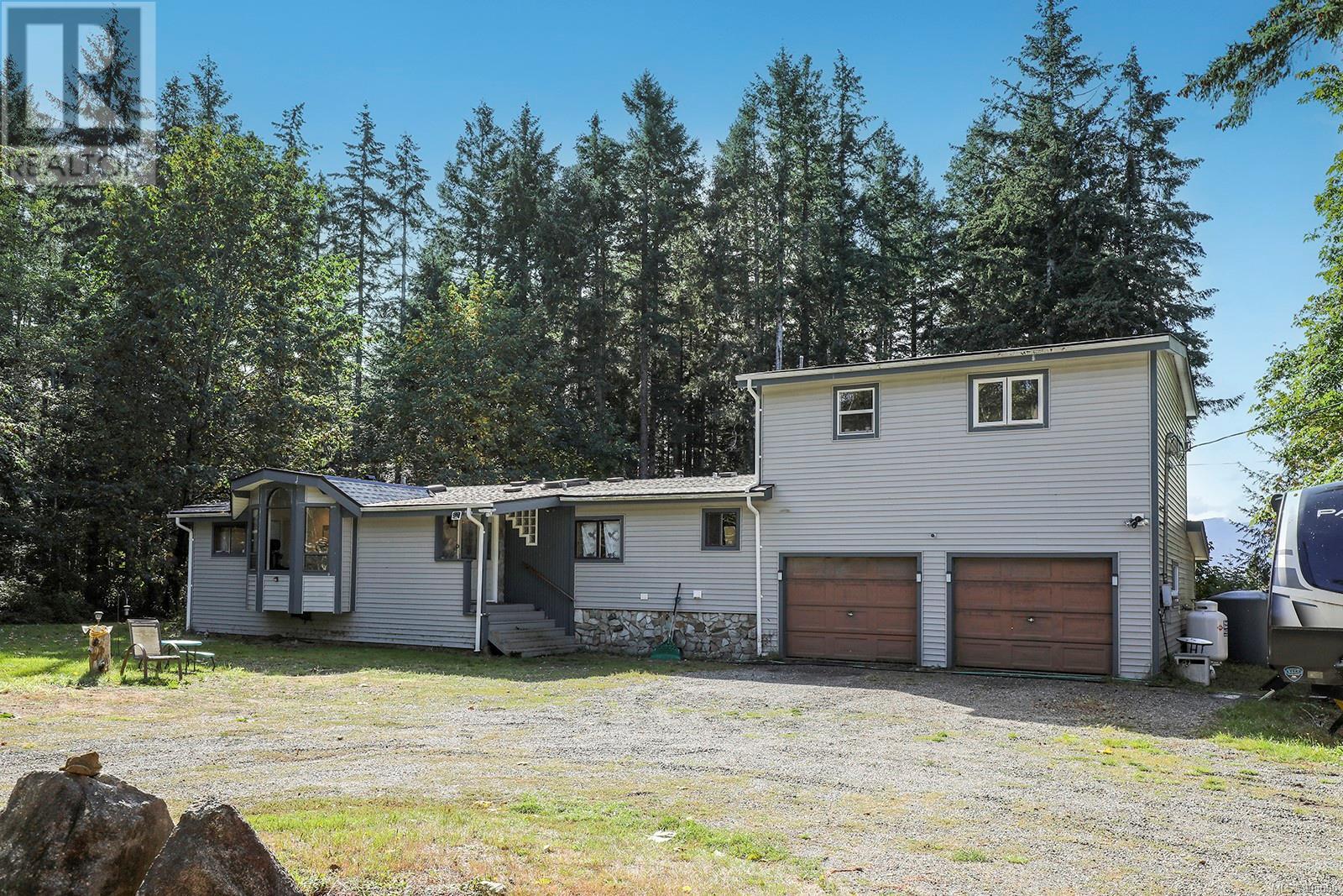 5321 & 5329 Langlois Rd, Courtenay
