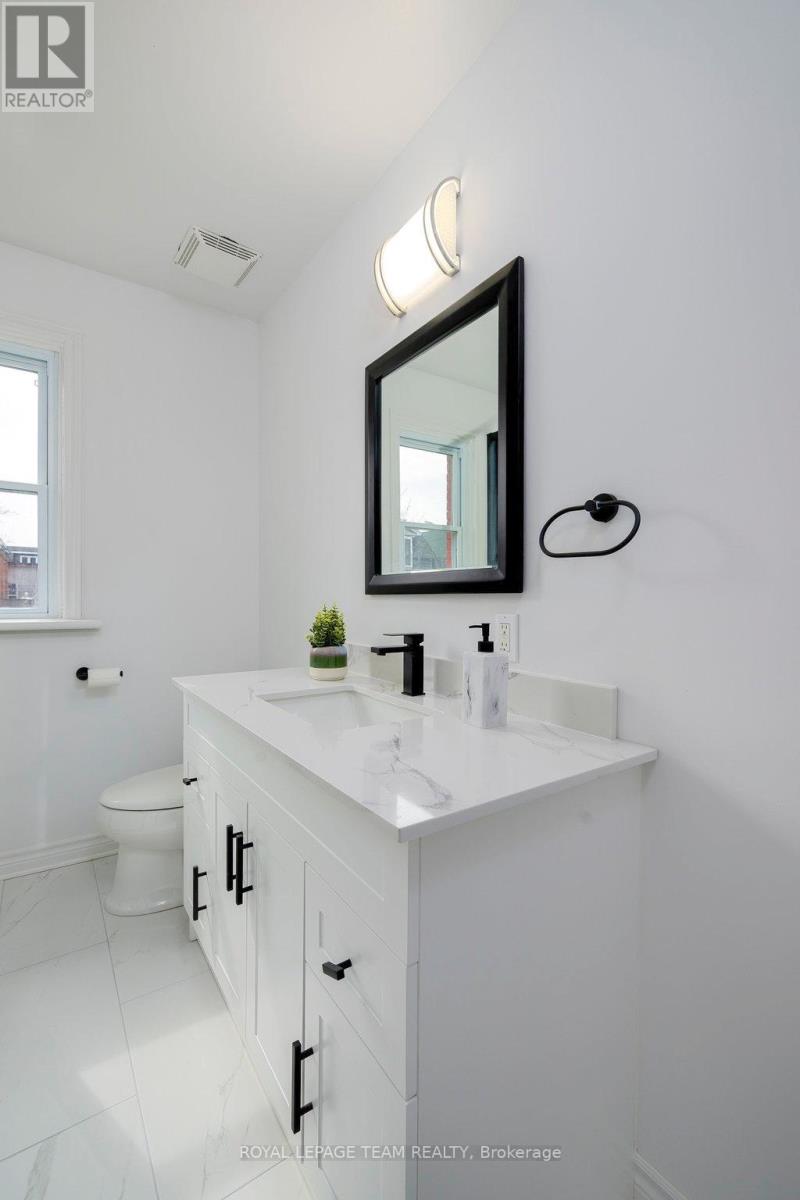 Photo 17 of 1028 Gladstone Avenue, Ottawa ON