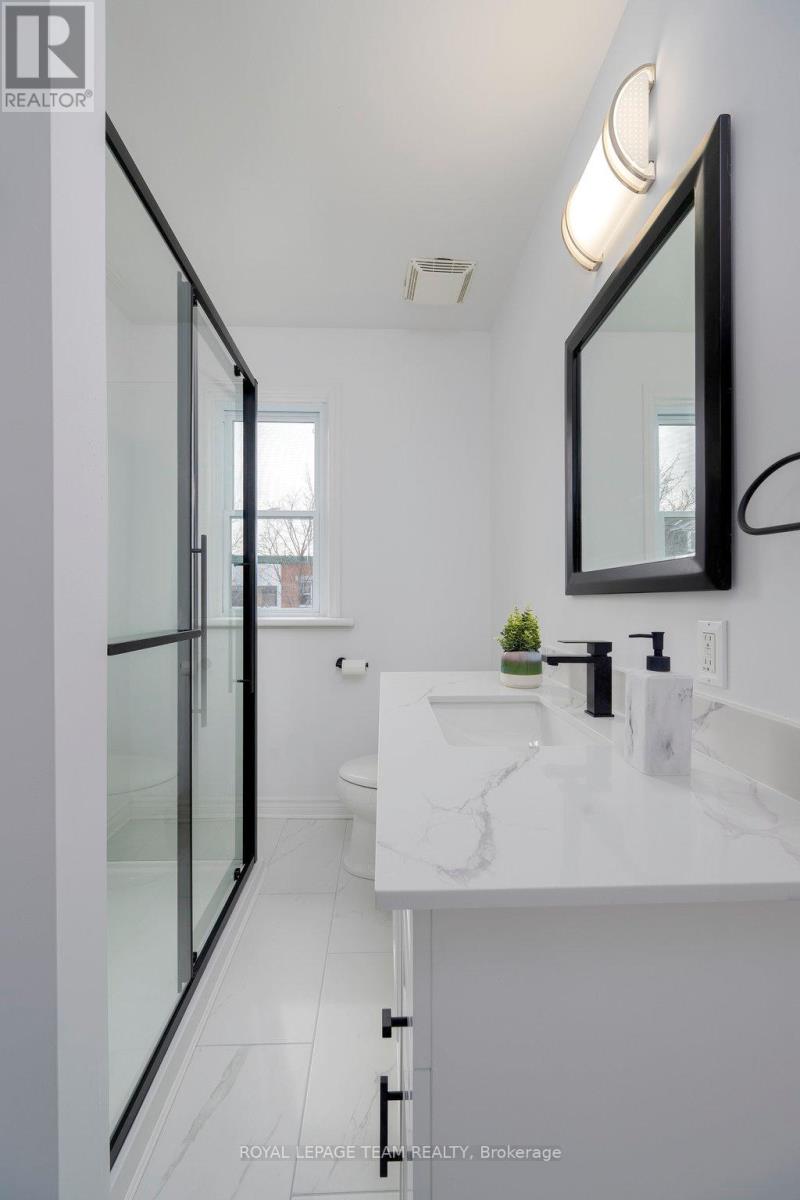 Photo 18 of 1028 Gladstone Avenue, Ottawa ON
