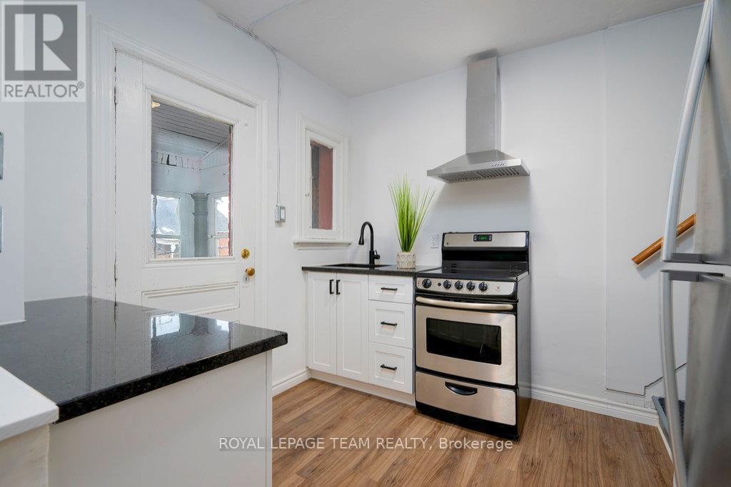 Photo 23 of 1028 Gladstone Avenue, Ottawa ON