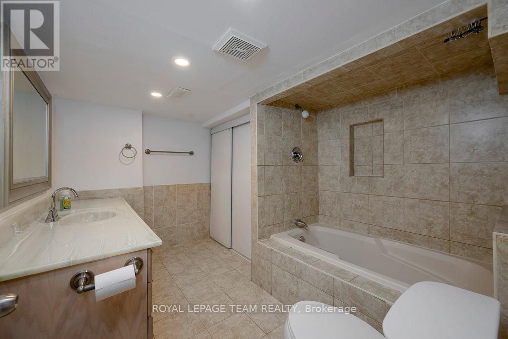 Photo 31 of 1028 Gladstone Avenue, Ottawa ON