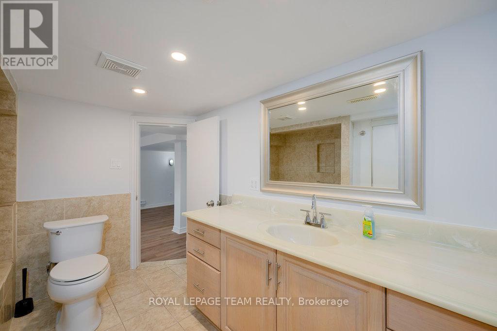 Photo 32 of 1028 Gladstone Avenue, Ottawa ON