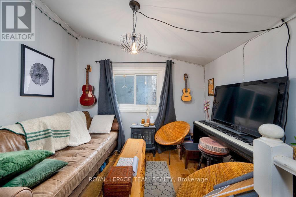 Photo 36 of 1028 Gladstone Avenue, Ottawa ON