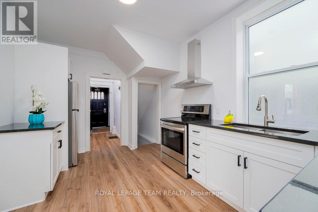 Photo 8 of 1028 Gladstone Avenue, Ottawa ON