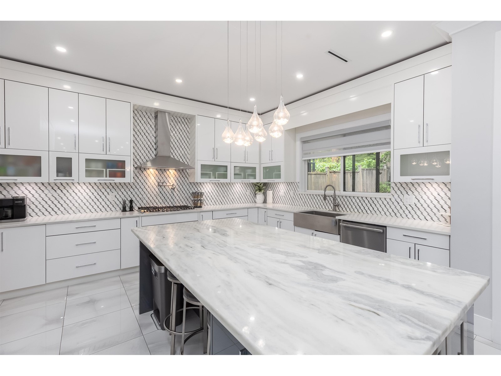 Photo 11 of 6191 138 Street, Surrey BC