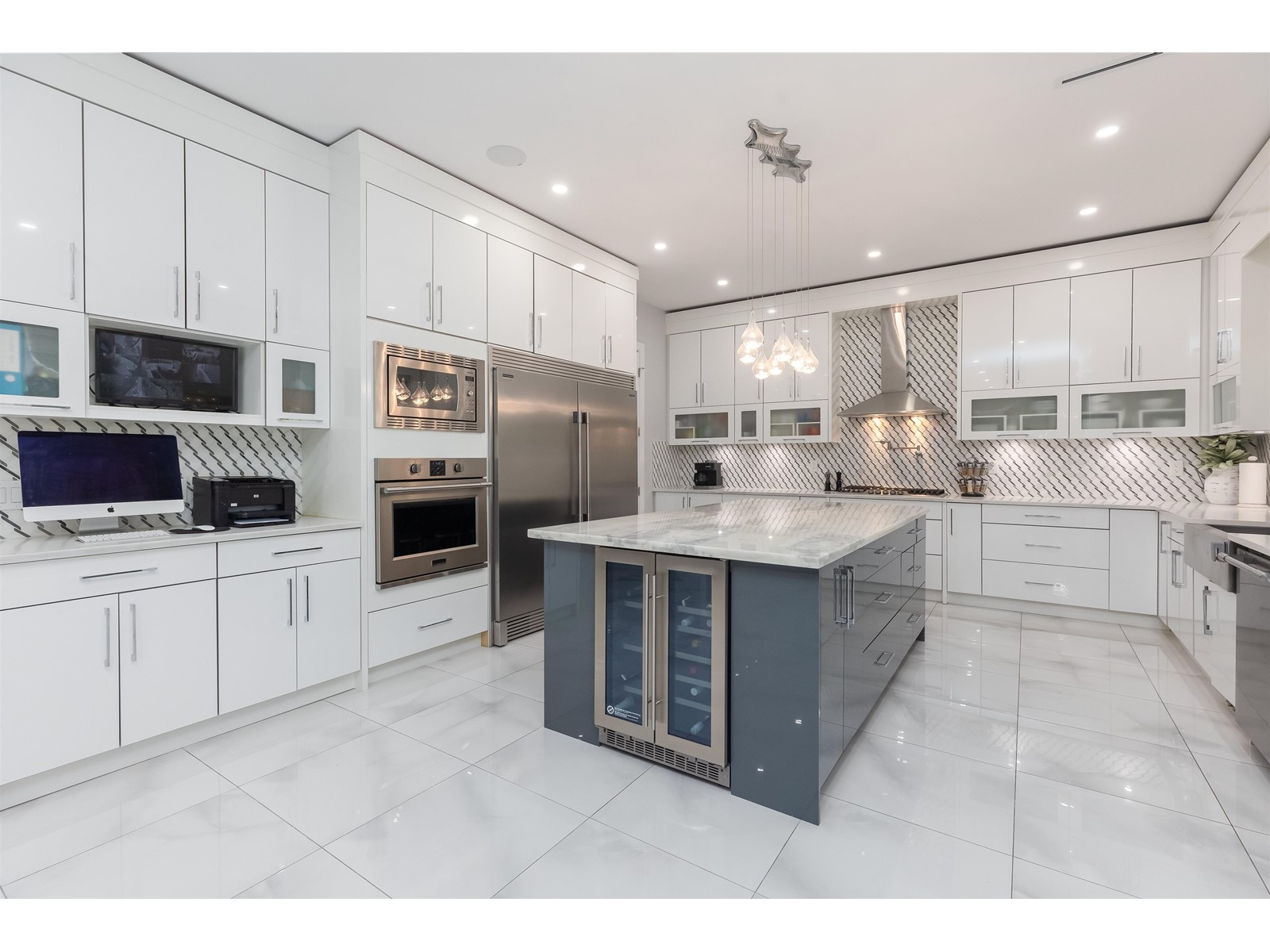 Photo 9 of 6191 138 Street, Surrey BC