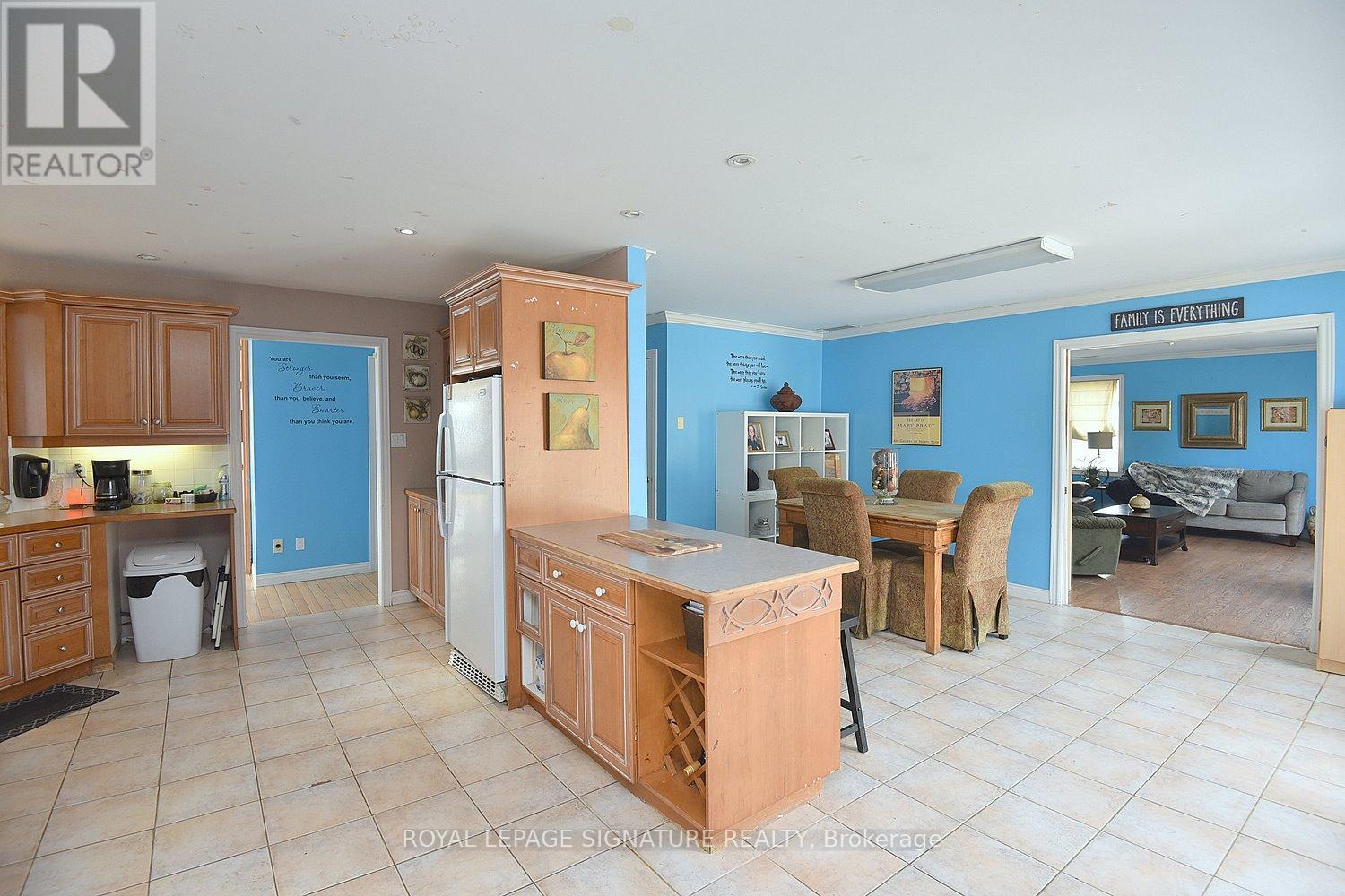 Photo 30 of 10 Franklin Street, Hamilton ON