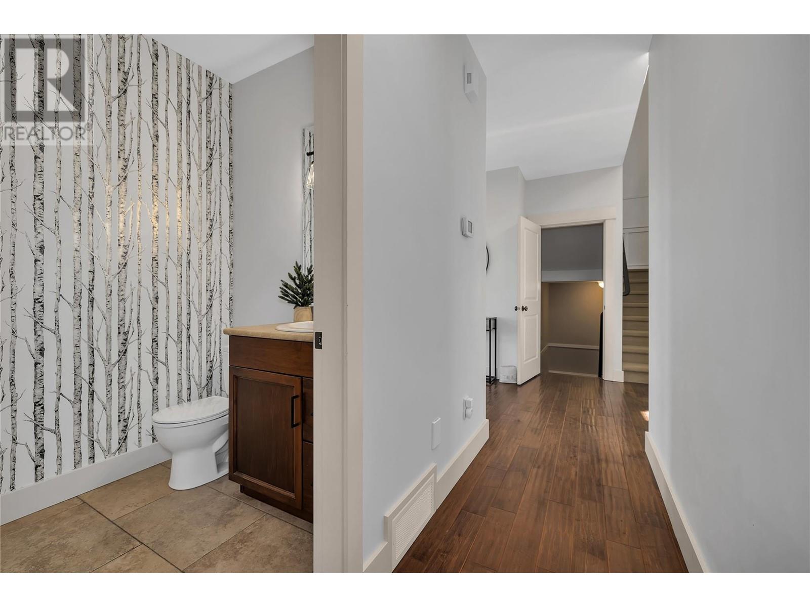  840 Hewetson Avenue, Kelowna