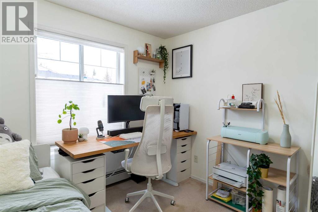 Single Family House for Sale in   Country Village Bay NE Country Hills Village Calgary 